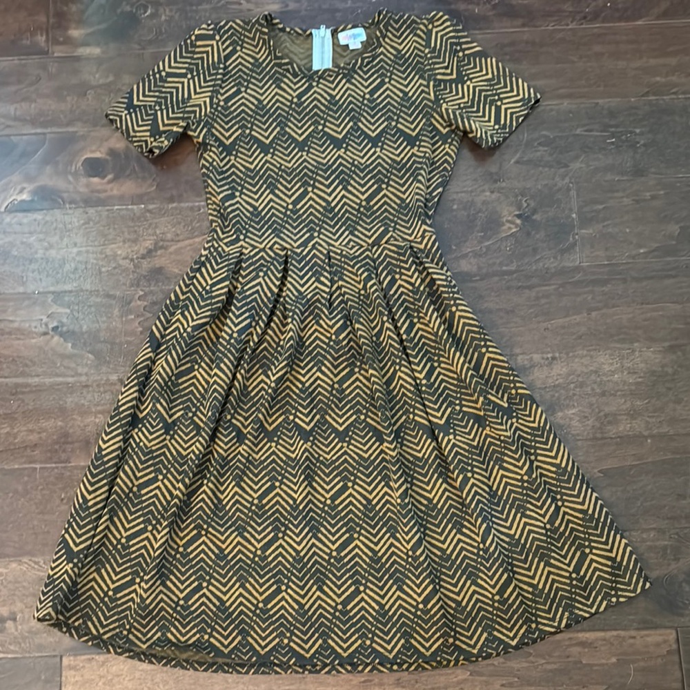 Small Amelia Chevron Patterned Dress - Picture 1 of 3